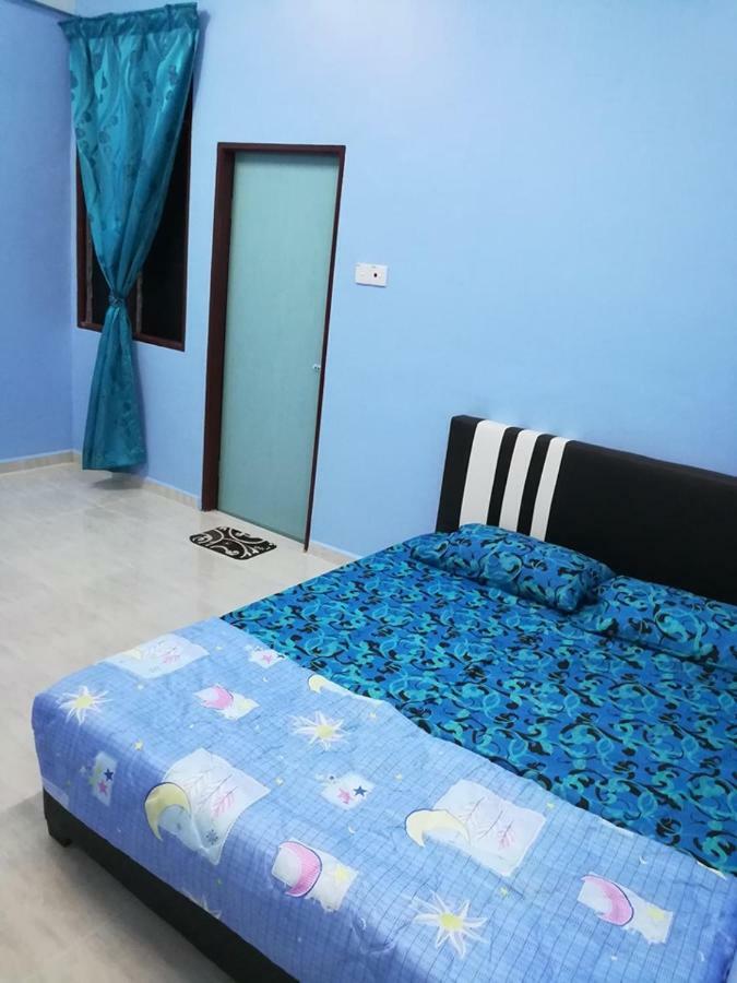 Homestay Damai Yusmila Kuala Terengganu Exterior photo
